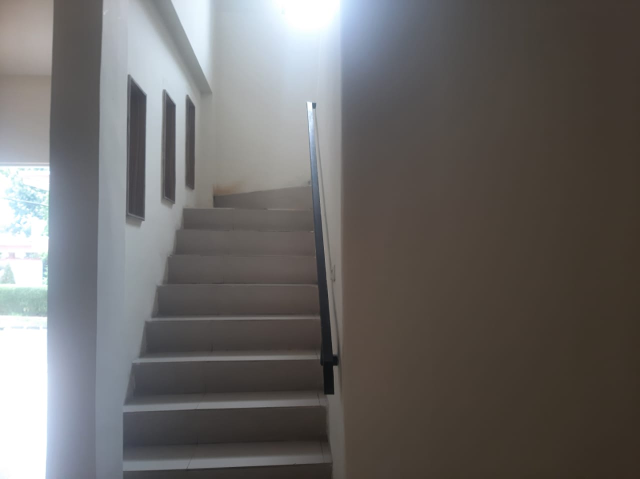 Rumah disewakan di Taman Beverly Lippo Cikarang